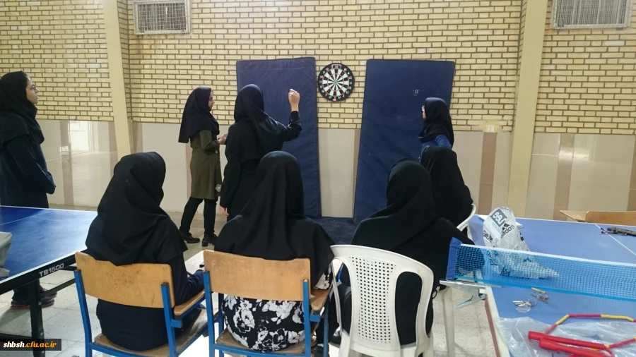 برگزاری مسابقات هفته تربیت بدنی در پردیس شهید باهنر 6