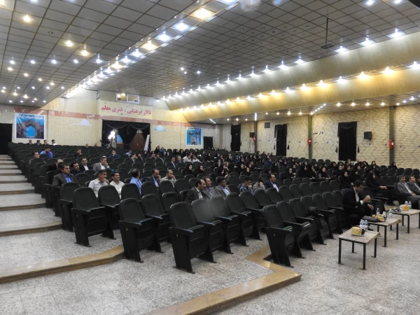 شرکت دانشجویان رشته زیست شناسی ورودی ۹۸ پردیس شهید باهنر در همایش هفته "بهداشت روان" اداره کل آموزش و پرورش فارس 3