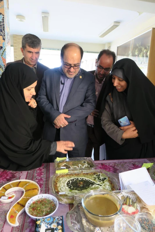 برگزاری جشنواره غذای سالم 16