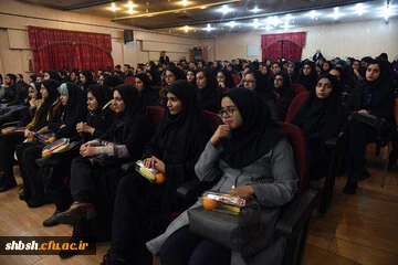 مراسم استانی گرامی داشت روز دانشجو با حضور استاندار فارس به میزبانی پردیس شهید باهنر برگزار شد 3