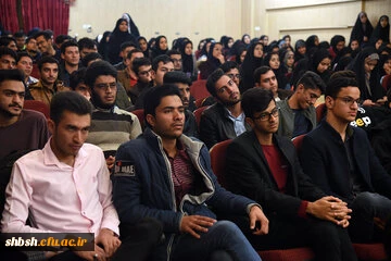 مراسم استانی گرامی داشت روز دانشجو با حضور استاندار فارس به میزبانی پردیس شهید باهنر برگزار شد 5