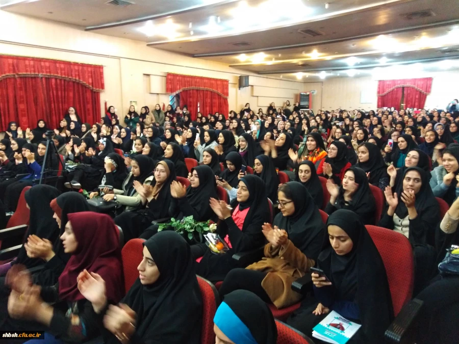 گرامی داشت روز دانشجو با حضور دکتر افلاکی در پردیس شهید باهنر برگزار شد 10