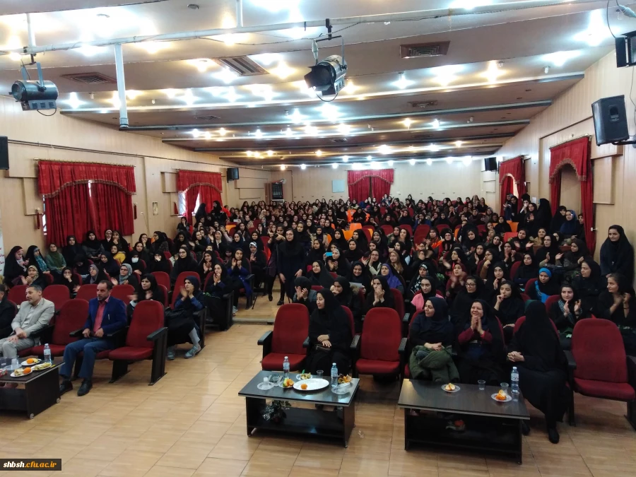 گرامی داشت روز دانشجو با حضور دکتر افلاکی در پردیس شهید باهنر برگزار شد 15