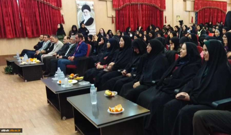 گرامی داشت روز دانشجو با حضور دکتر افلاکی در پردیس شهید باهنر برگزار شد 7