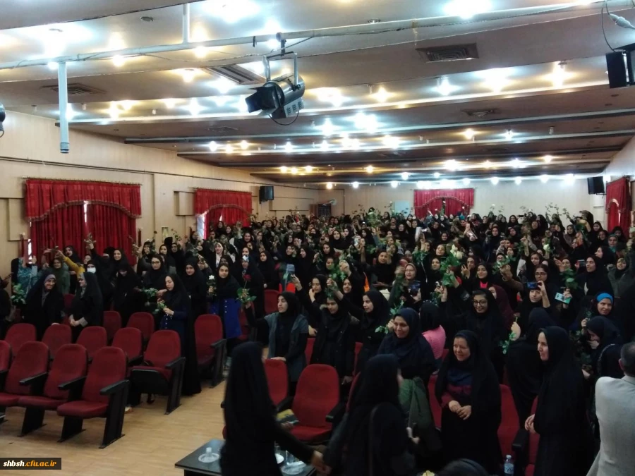 گرامی داشت روز دانشجو با حضور دکتر افلاکی در پردیس شهید باهنر برگزار شد 16