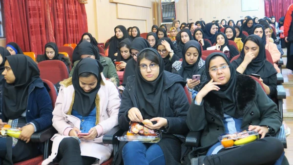 گرامی داشت روز دانشجو با حضور دکتر افلاکی در پردیس شهید باهنر برگزار شد 21