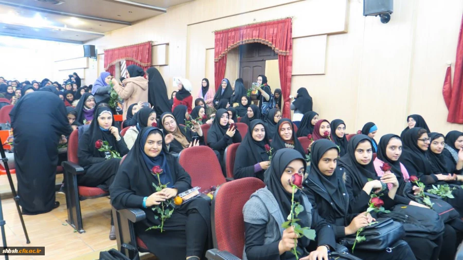 گرامی داشت روز دانشجو با حضور دکتر افلاکی در پردیس شهید باهنر برگزار شد 24