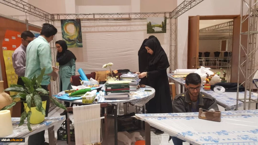 حضور دانشگاه فرهنگیان  شهید باهنر  در نمایشگاه دستاورد های پژوهشی 5