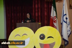 اولین شب شعر طنز دانشجویی به همت کانون شعر و ادب پردیس برگزارگردید 12