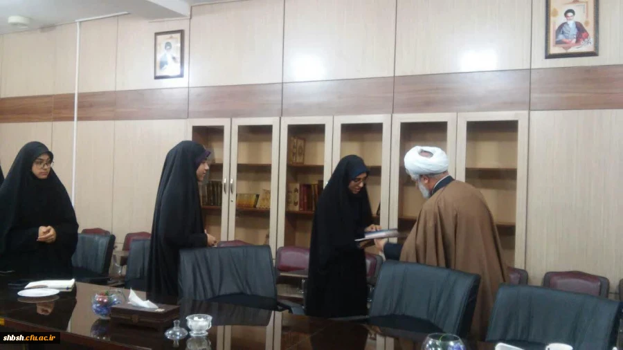 مراسم تکریم و معارفه مسولان بسیج دانشجویی در پردیس شهید باهنر برگزار گردید 5