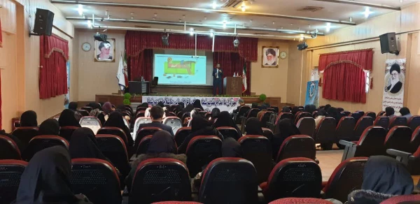 نشست تخصصی خانواده و فضای مجازی، آسیبها و راهکارها 4