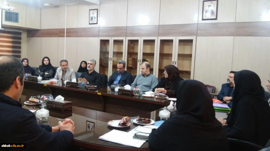 جلسه اساتید ویژه بزرگداشت سردا شهید حاج قاسم سلیمانی در پردیس شهید باهنر تشکیل شد 5