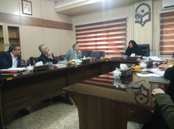 تشکیل جلسه شورای آموزشی 4