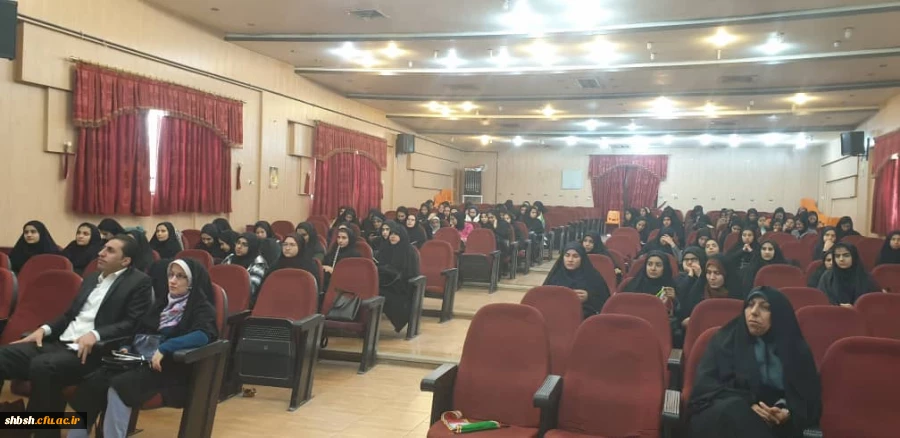 مراسم جشن بزرگ  انقلاب همراه با بزرگداشت یاد و خاطره شهید سپهبد سلیمانی  2