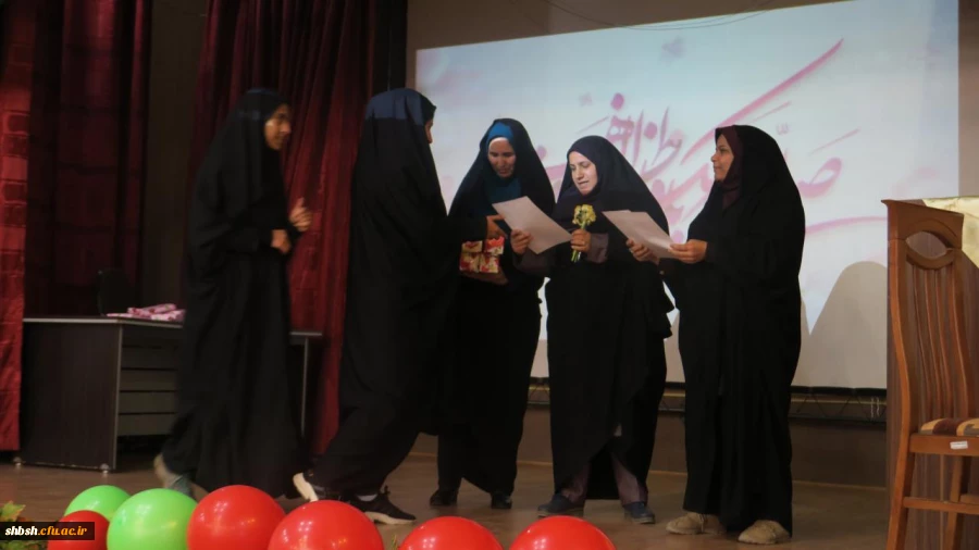 جشن میلاد حضرت زهرا سلام الله علیها و گرامیداشت روز زن و مقام مادر در پردیس شهید باهنر برگزار شد 6