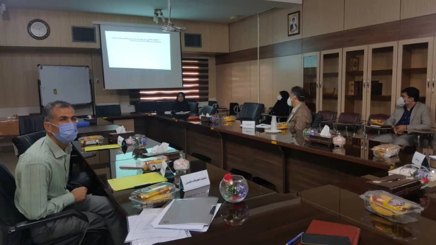 جلسه دفاع خانم اشرف قلندری در پردیس شهیدباهنر در تاریخ سه شنبه 13 خرداد 3