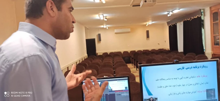 بازدید از استدیوی تولید محتوای پژوهشکده معلم 3