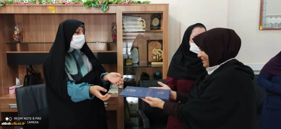 دیدار کارکنان پردیس شهید باهنر فارس با خانم دکتر داودی همسر آزاده دفاع مقدس 3