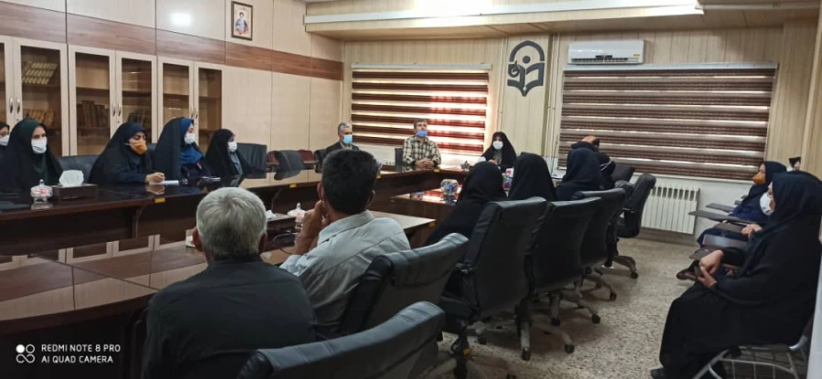 مراسم تودیع و معارفه جناب آقای عمادی و جناب آقای صالحی برگزار شد 7