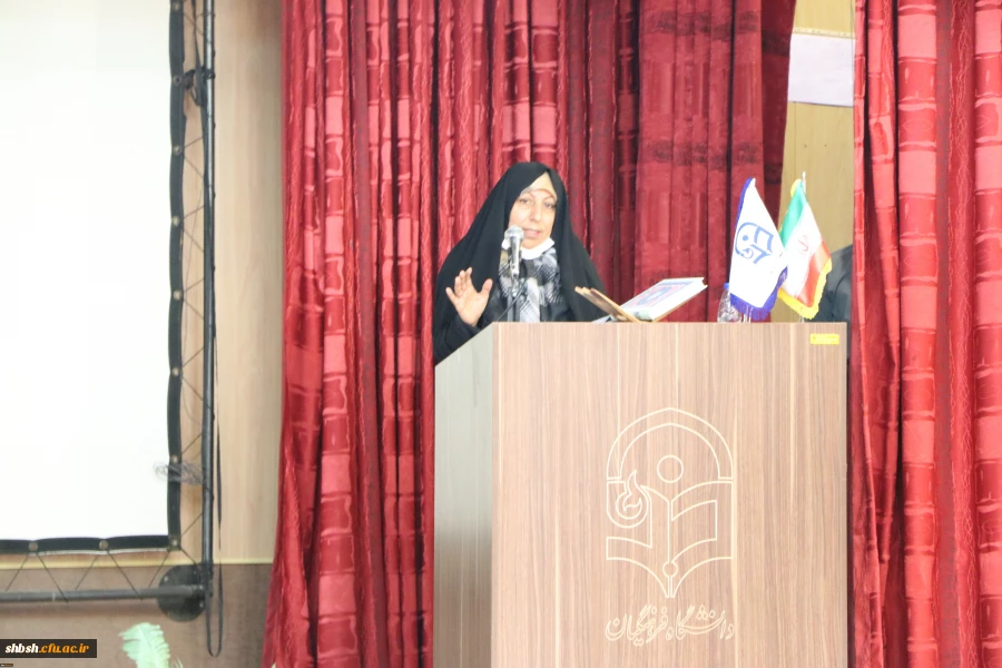 
مراسم نمادین آیین بازگشایی دانشگاه فرهنگیان در استان فارس
 10