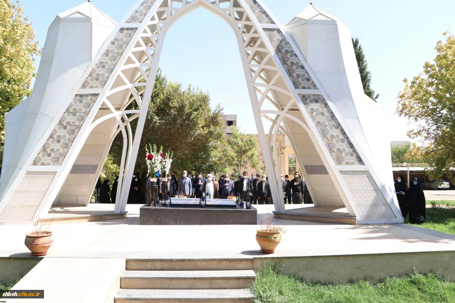 
مراسم نمادین آیین بازگشایی دانشگاه فرهنگیان در استان فارس
 23