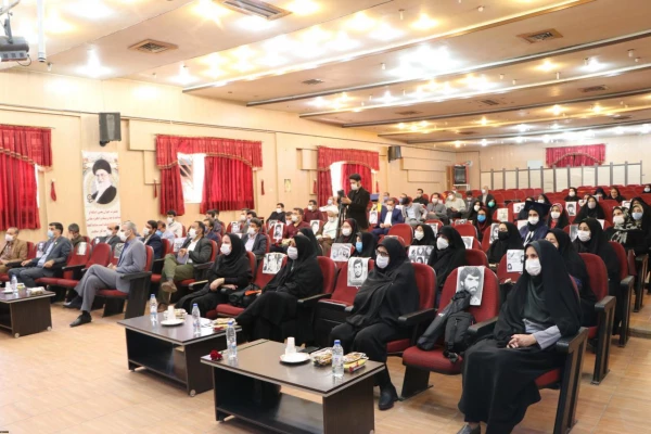 
مراسم نمادین آیین بازگشایی دانشگاه فرهنگیان در استان فارس
 13