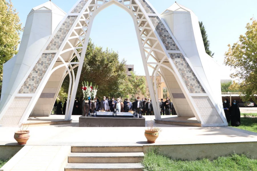 
مراسم نمادین آیین بازگشایی دانشگاه فرهنگیان در استان فارس
 23