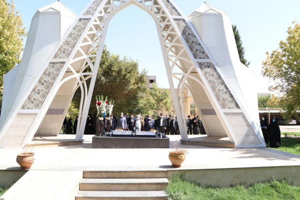 
مراسم نمادین آیین بازگشایی دانشگاه فرهنگیان در استان فارس
 28