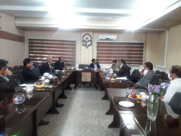 فرآیند مصاحبه داوطلبان دختر واجد شرایط آزمون سراسری ٩٩ در پردیس شهیدباهنر فارس انجام شد 5