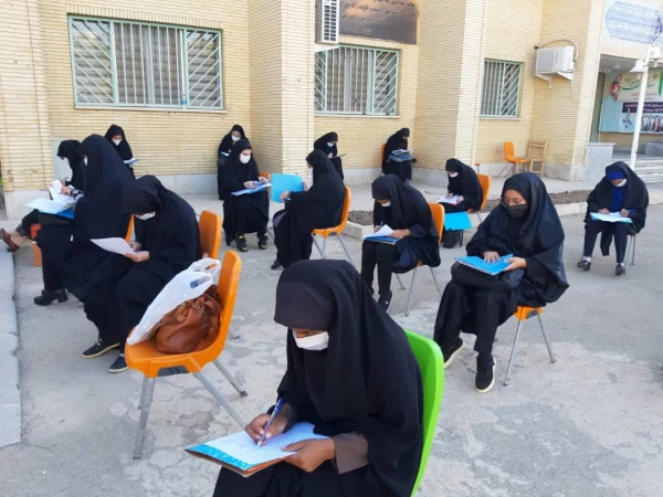 فرآیند مصاحبه داوطلبان دختر واجد شرایط آزمون سراسری ٩٩ در پردیس شهیدباهنر فارس انجام شد 14