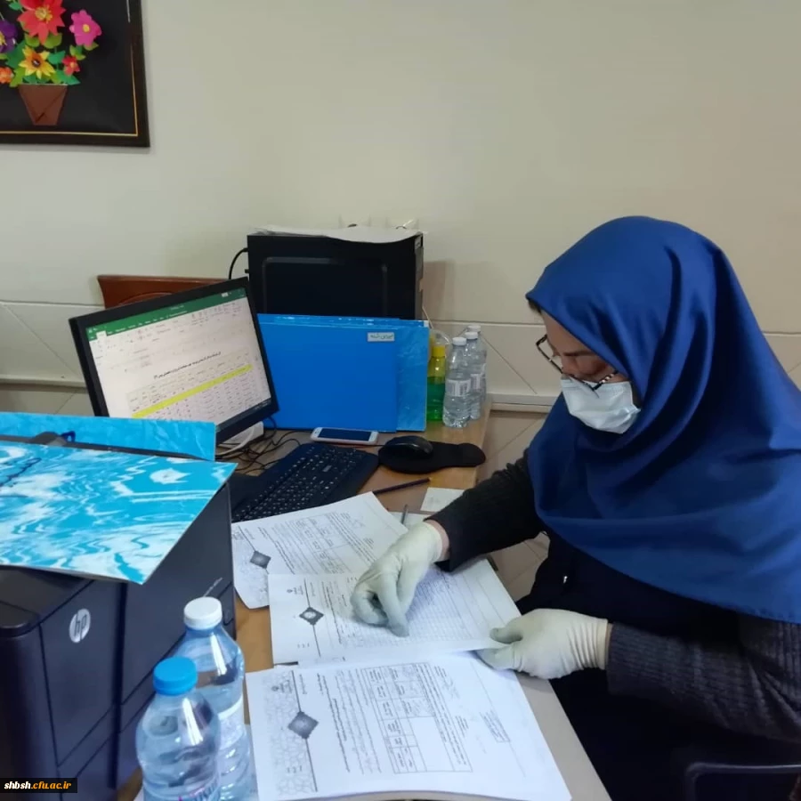 فرآیند مصاحبه داوطلبان دختر واجد شرایط آزمون سراسری ٩٩ در پردیس شهیدباهنر فارس انجام شد 52