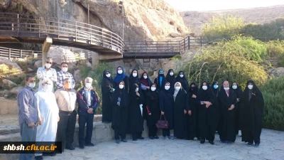 برنامه کوهپیمایی ویژه کارکنان به مناسبت گرامیداشت هفته تربیت بدنی انجام شد