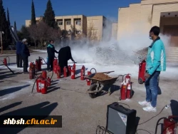 برگزاری دوره آموزشی آتش نشانی برای کارکنان پردیس شهید باهنر شیراز 3
