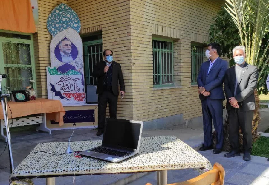 برگزاری مراسم گرامیداشت ایام ا... دهه ی فجر انقلاب اسلامی در پردیس شهید باهنر فارس 11