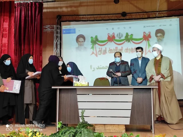 برگزاری مراسم گرامیداشت ایام ا... دهه ی فجر انقلاب اسلامی در پردیس شهید باهنر فارس 17