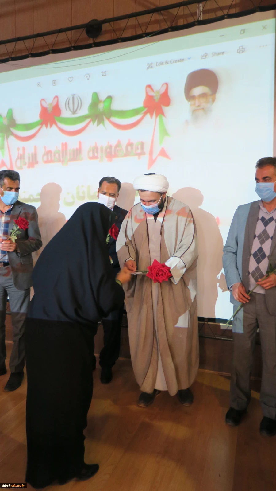 برگزاری مراسم گرامیداشت ولادت حضرت فاطمه زهرا(سلام الله علیها) و  22 بهمن ماه 
در پردیس شهید باهنر فارس
 9