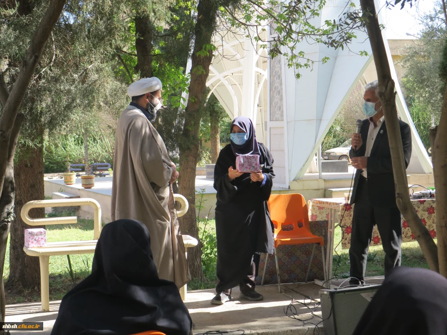 « برگزاری مراسم جشن بمناسبت مبعث حضرت رسول و اعیاد شعبانیه در پردیس شهید باهنر شیراز» 13