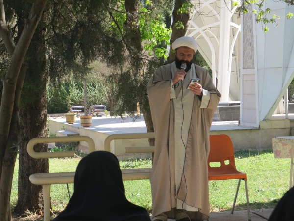 برگزاری مراسم جشن بمناسبت مبعث حضرت محمد (صلی الله علیه و آله و سلم) و اعیاد شعبانیه در پردیس شهید باهنر شیراز 10