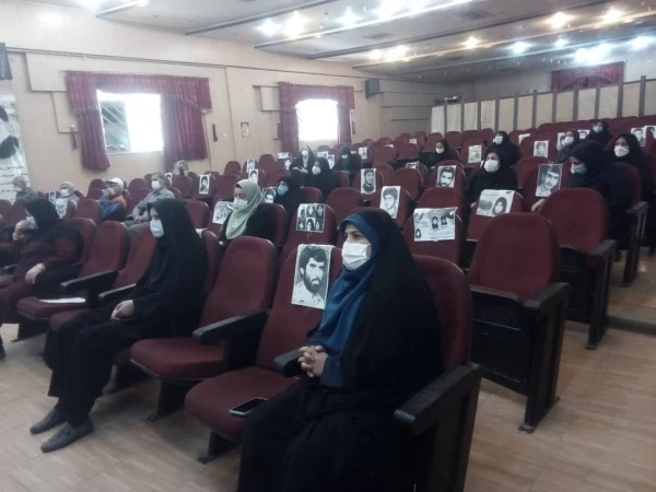 جلسه عمومی کارکنان پردیس شهید باهنر در سالن اجتماعات 3
