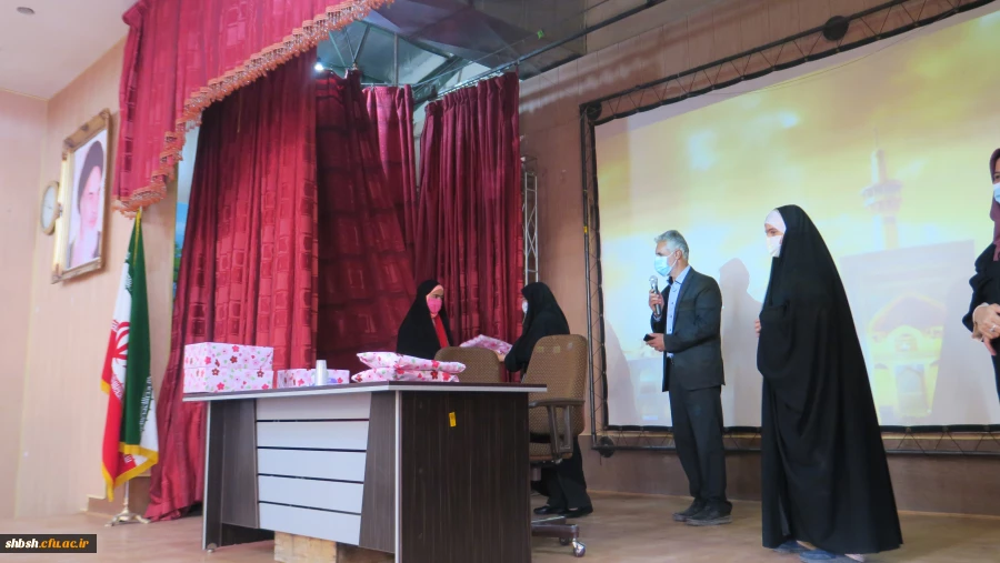 برگزاری مراسم جشن در پردیس شهید باهنر به مناسبت میلاد حضرت امام رضا (علیه السلام)  4