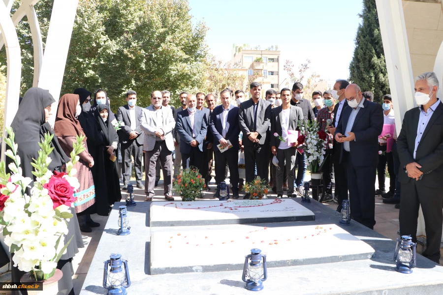 آیین استقبال از نو دانشجو معلمان دانشگاه فرهنگیان فارس برگزار شد

 20