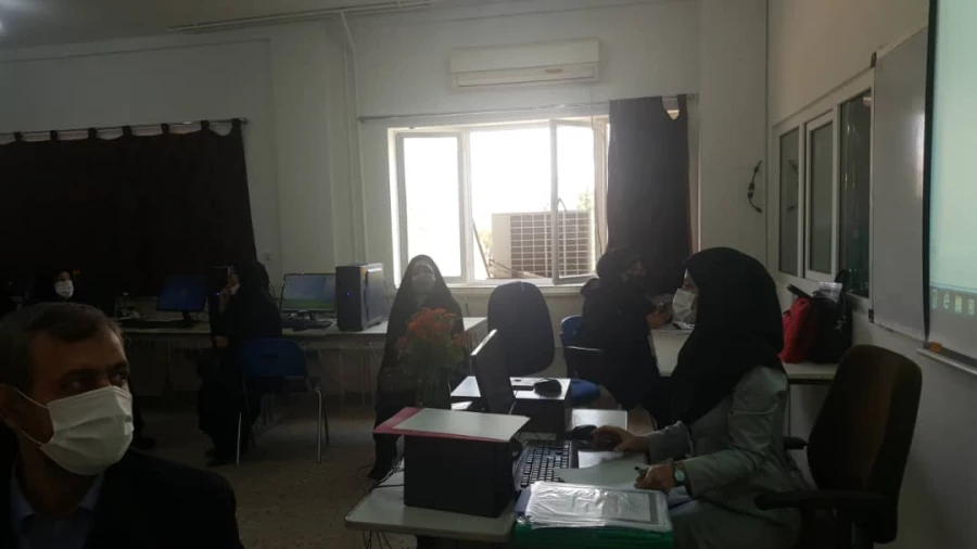 برگزاری کارگاه تخصصی «آشنایی با نحوه بارگذاری مدارک در سامانه گلستان جهت اخذ پژوهانه و تشویقی مقالات» به مناسبت هفته پژوهش در پردیس شهید باهنرفارس 6