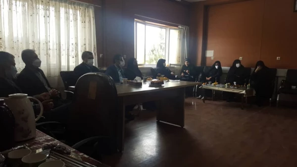 برگزاری کارگاه تخصصی «آشنایی با نحوه بارگذاری مدارک در سامانه گلستان جهت اخذ پژوهانه و تشویقی مقالات» به مناسبت هفته پژوهش در پردیس شهید باهنرفارس 7