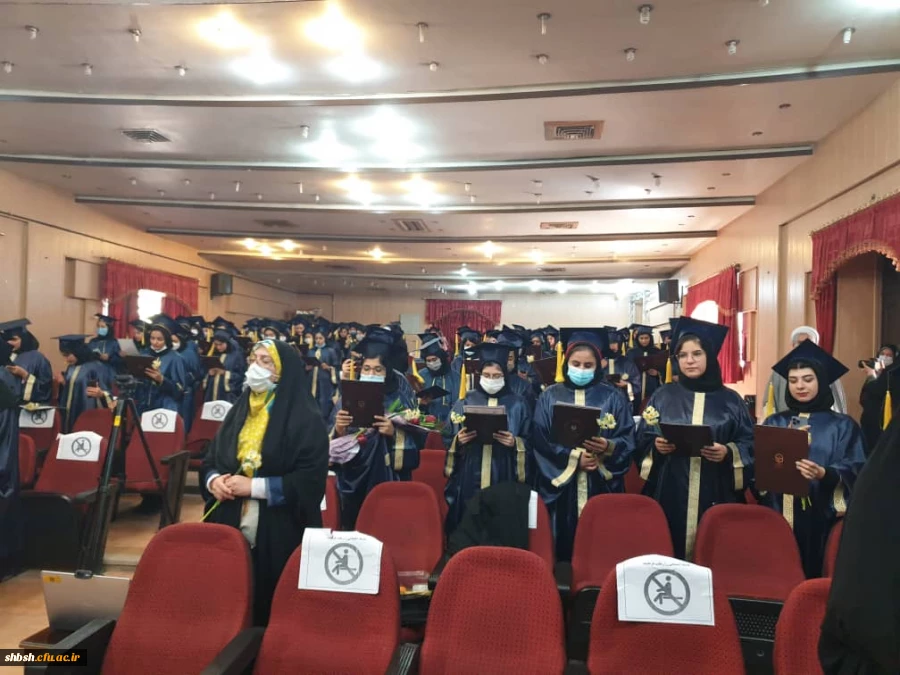 مراسم دانش آموختگی ورودی های 95 و 96 پردیس شهید باهنر فارس برگزار شد 6