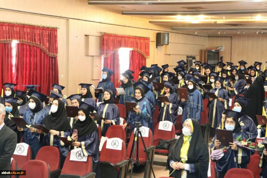 مراسم دانش آموختگی ورودی های 95 و 96 پردیس شهید باهنر فارس برگزار شد 11