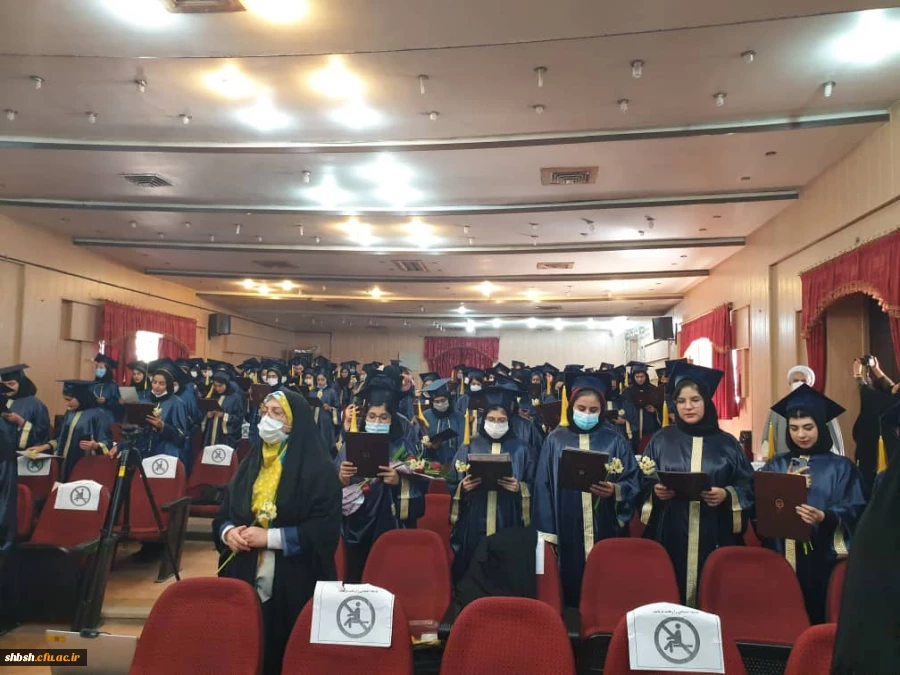 مراسم دانش آموختگی ورودی های 95 و 96 پردیس شهید باهنر فارس برگزار شد 3