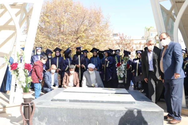 مراسم دانش آموختگی ورودی های 95 و 96 پردیس شهید باهنر فارس برگزار شد 7
