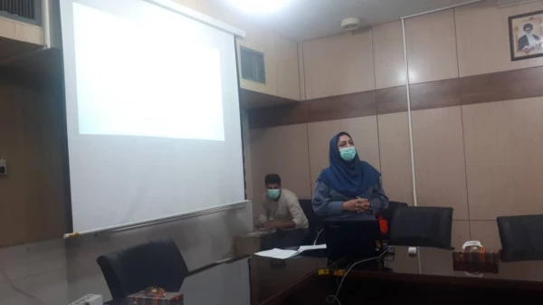 مراسم جلسه دفاع پایان نامه تعداد چهار نفر از دانشجویان کارشناسی ارشد رشته برنامه ریزی درسی پردیس شهید باهنر در تاریخ ۲۴ آذر ماه ۱۴۰۰ برگزار گردید . 6