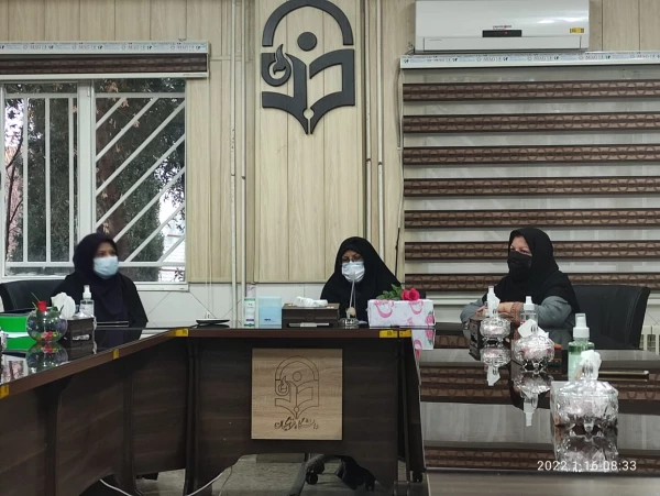 برگزاری جلسه به مناسبت وفات حضرت ام البنین بانوی فداکار اسلام و روز تکریم از مادران و همسران شهدا  2