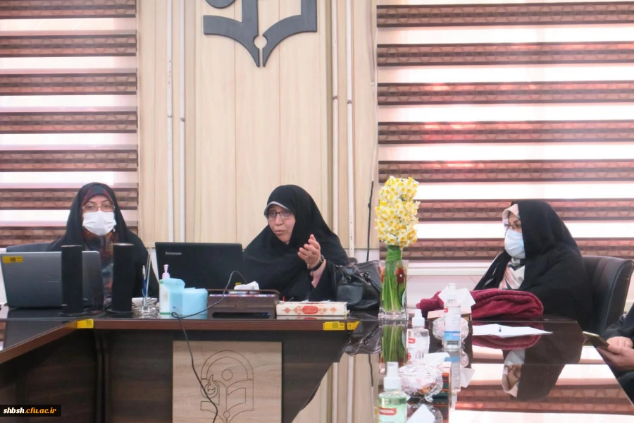 برگزاری مراسم جشن میلاد و همچنین نشست تخصصی تکریم زن و خانواده 4